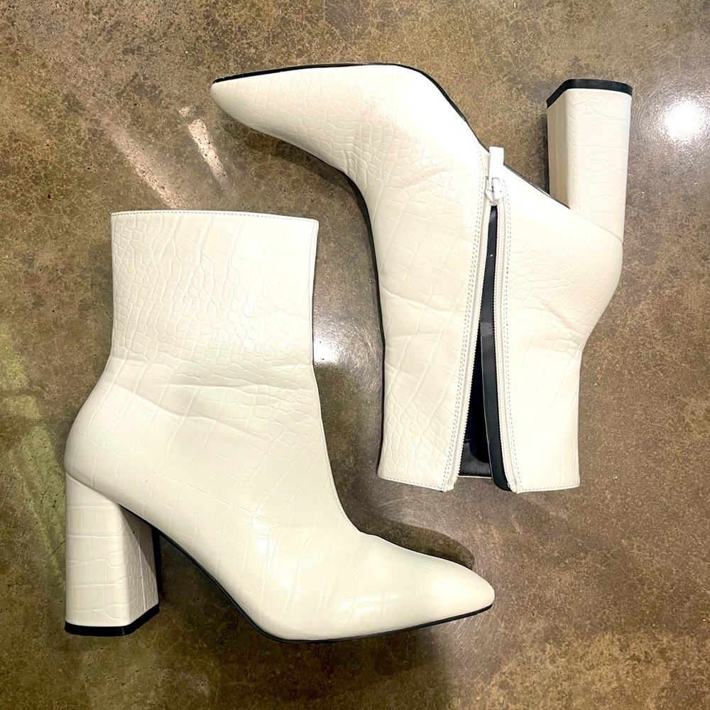 Nastygal Heel White Gogo Booties